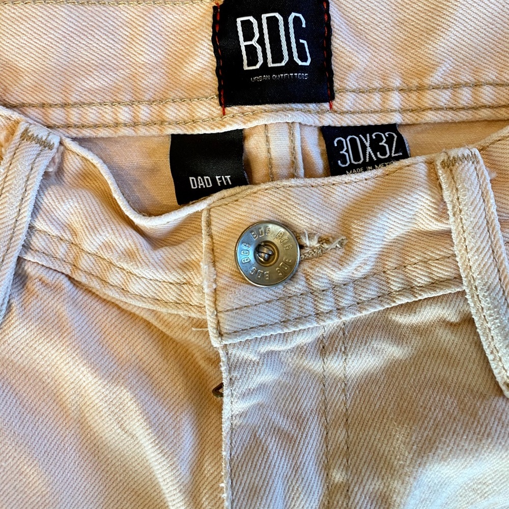 URBAN OUTFITTERS BDG Dad-Fit High Rise Pink Jeans - Picture 2 of 5